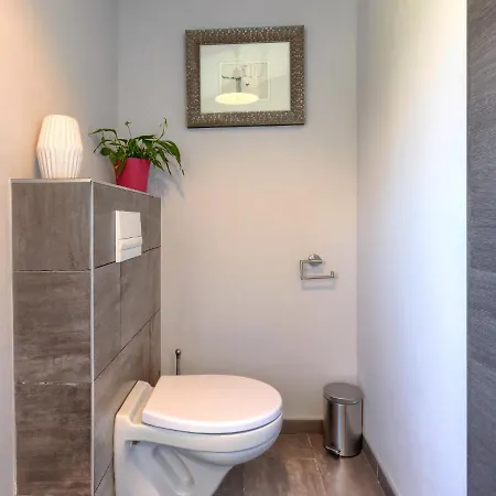 בית נופש Lady Di By Interhome *